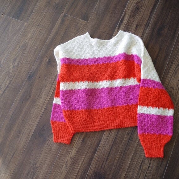 Ladies Sweater By Retrod - Picture 3 of 3